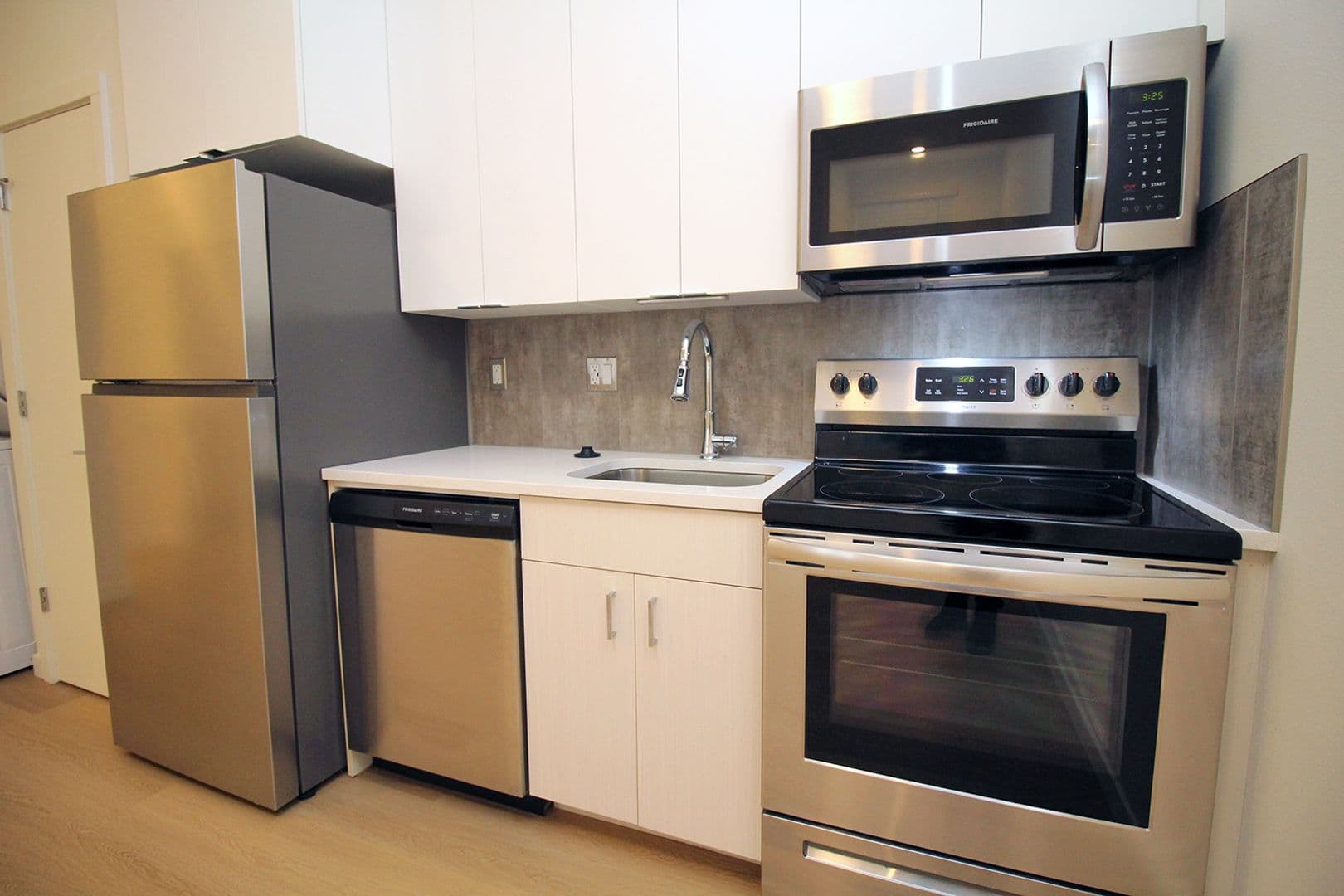 Portland Apartment: 1111 SE Tenino St