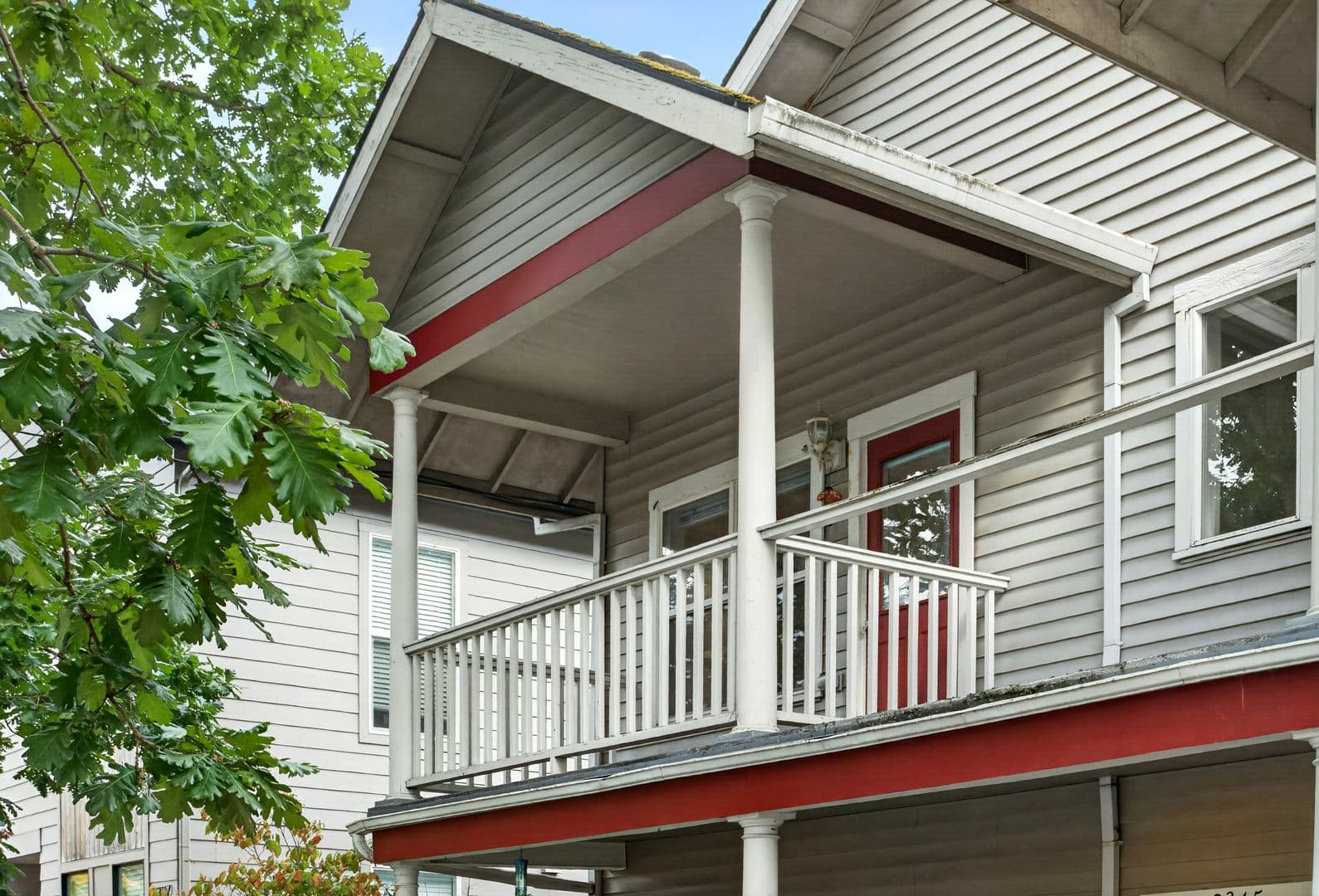 Portland Apartment: 2315 N Lombard St