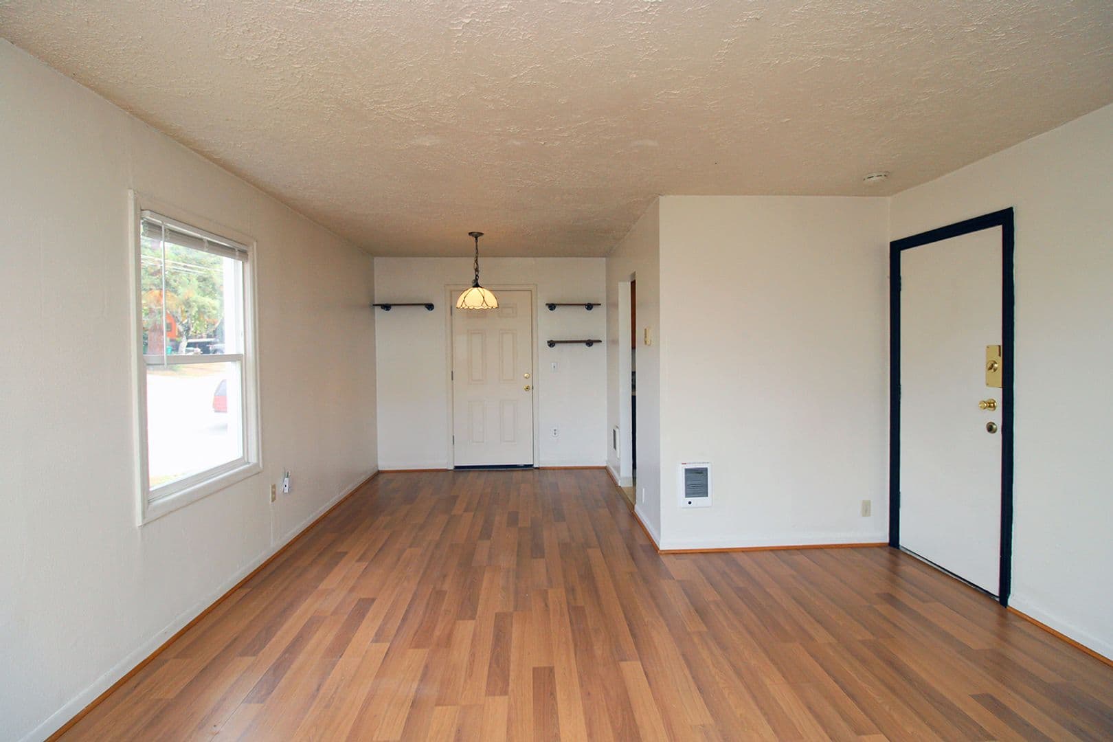 Portland Apartment: 6909-6923 N Vancouver Av