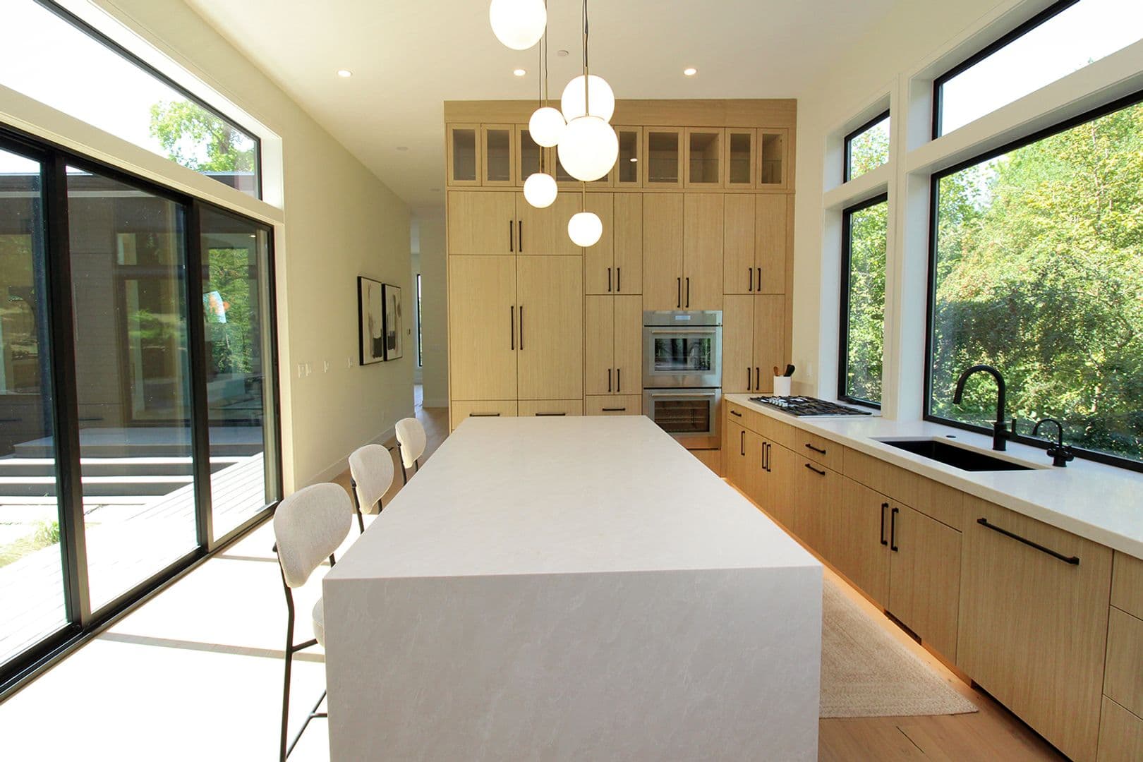 Portland House: 6233 SW Hamilton Way