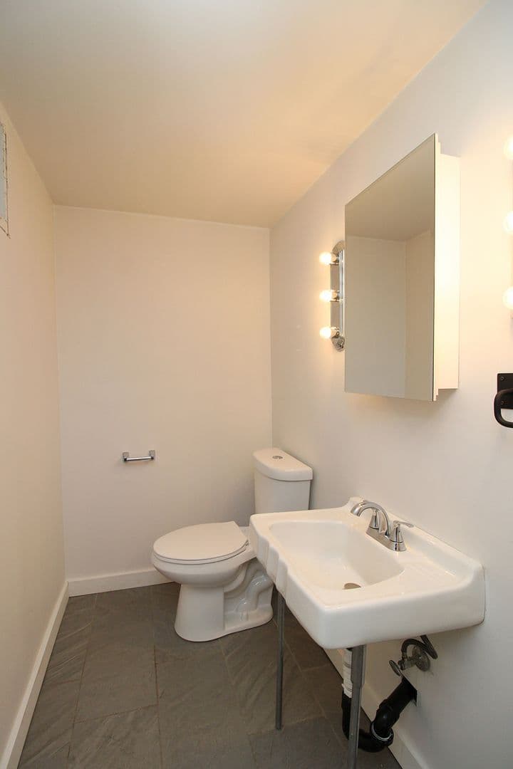Portland House: 6047 NE 37th Ave