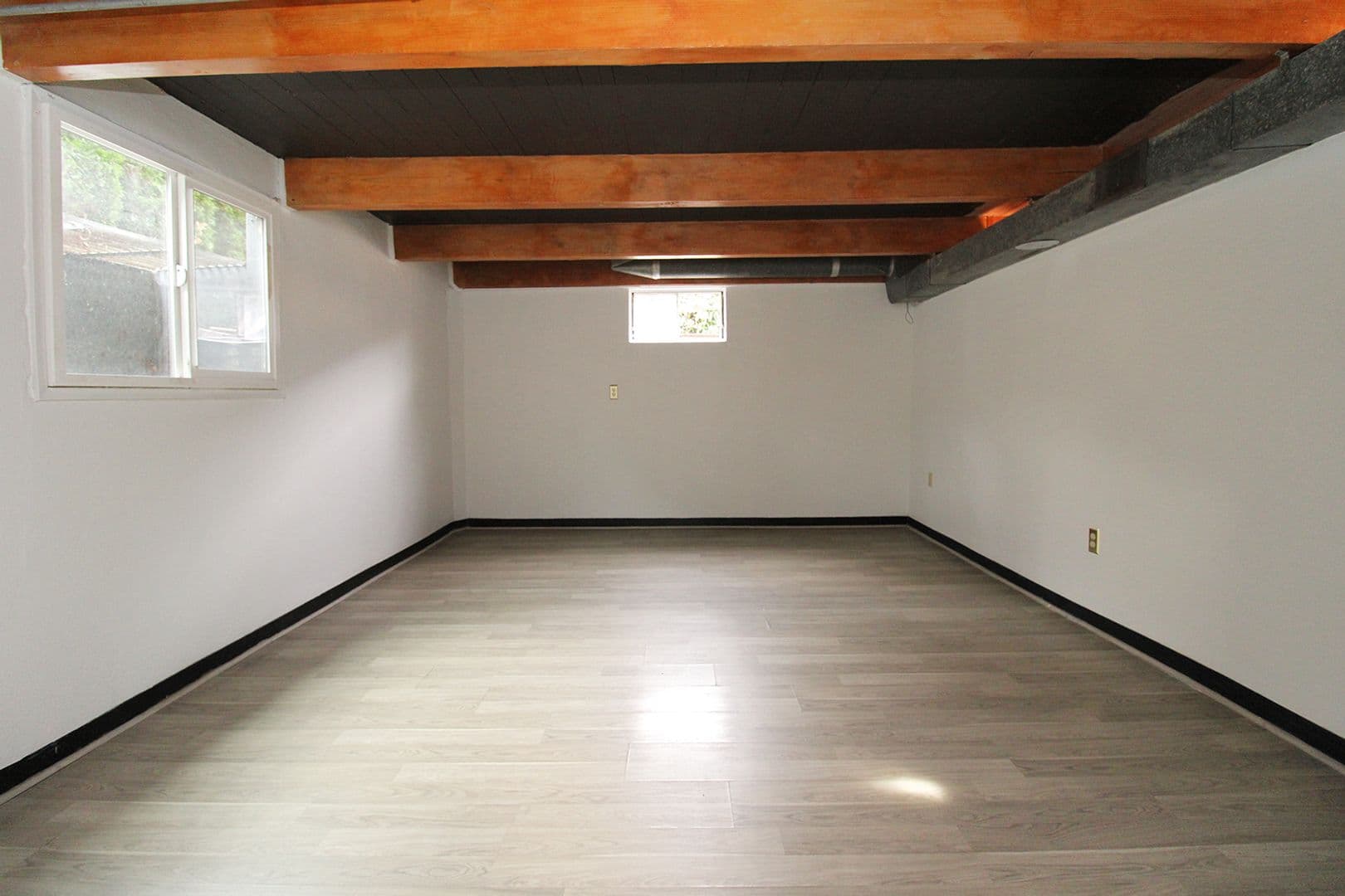 Portland Apartment: 7230 - 7234 NE Broadway