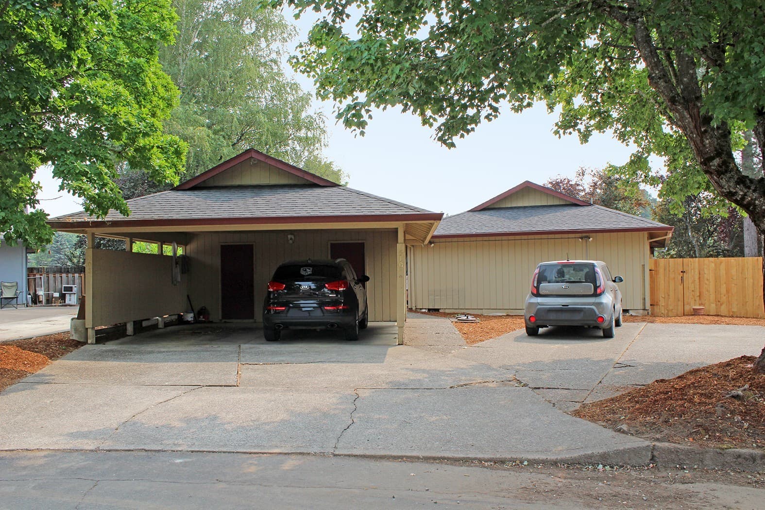 Oregon City Apartment: 508-510 Hartke Lp