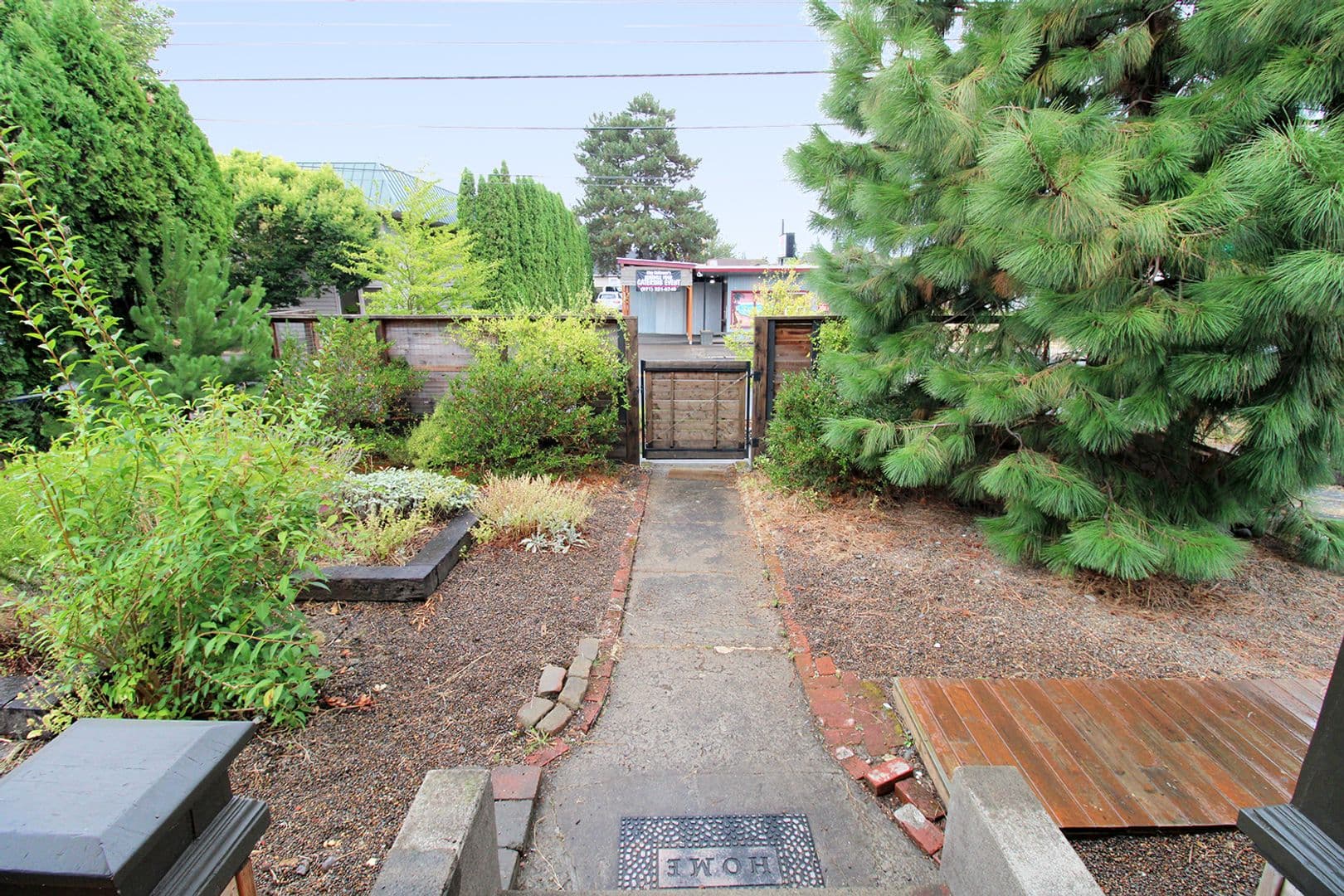 Portland House: 7126 N Lombard St
