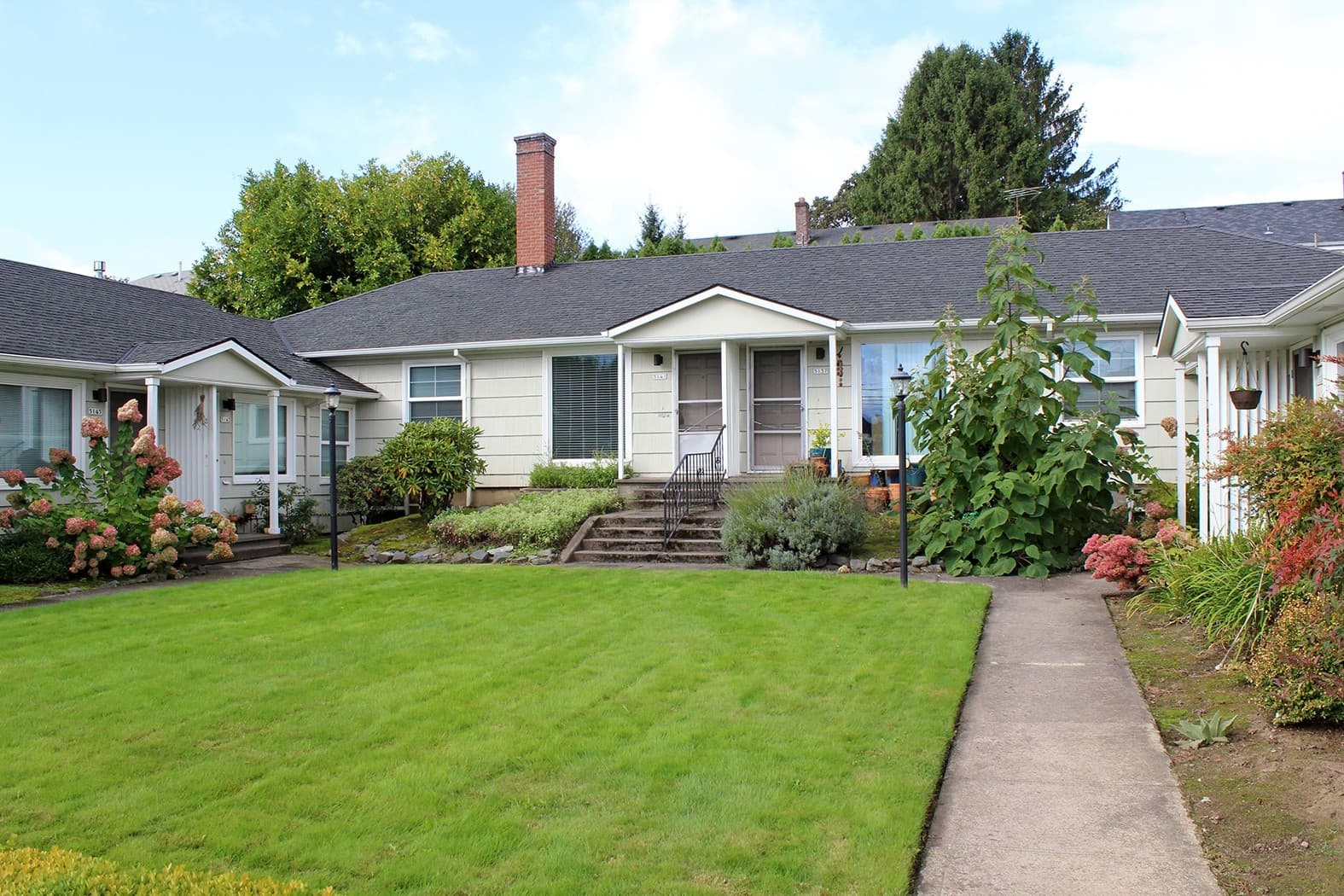 Portland Apartment: 5131-5147 SE 17th Avenue