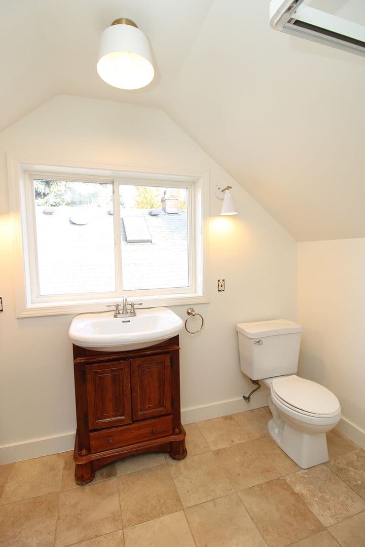 Portland House: 3604 SE Sherman St