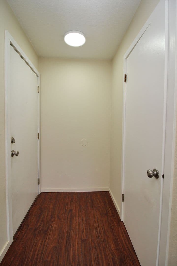 Portland Apartment: 4204 - 4232 SE Cesar E Chavez Blvd.