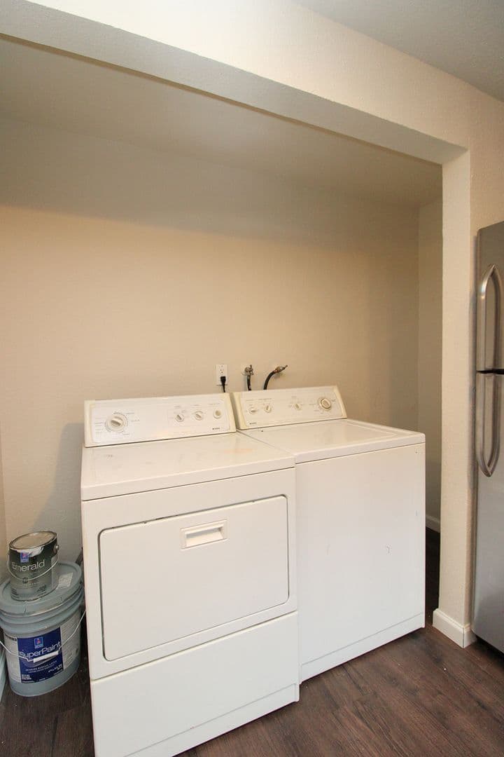 Portland Apartment: 5123-5125 NE Killingsworth St