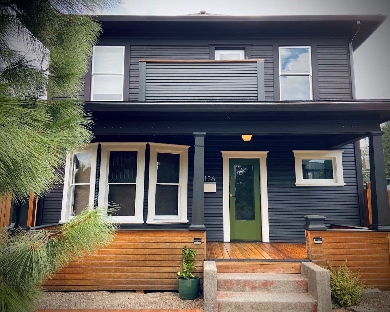 Portland House: 7126 N Lombard St