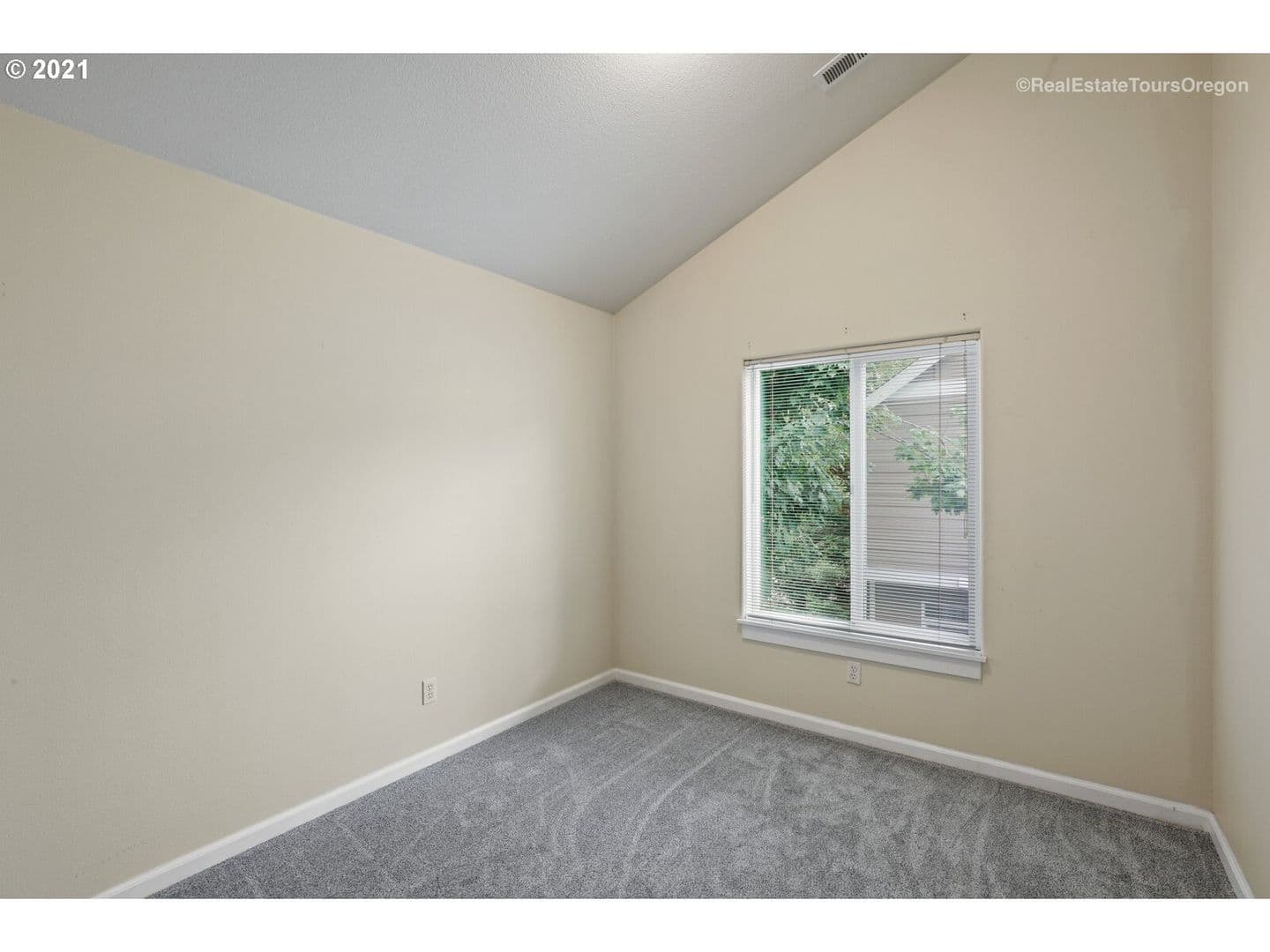 Beaverton House: 15960 SW Mortondale Lane
