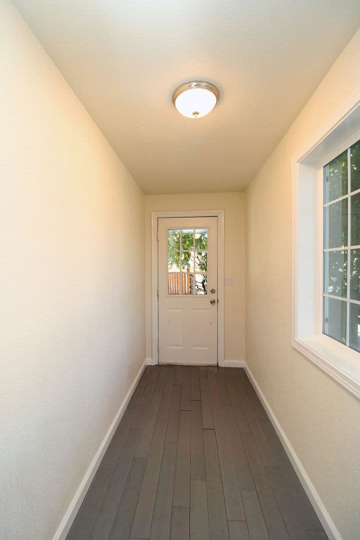 Portland House: 4419 N Albina Ave