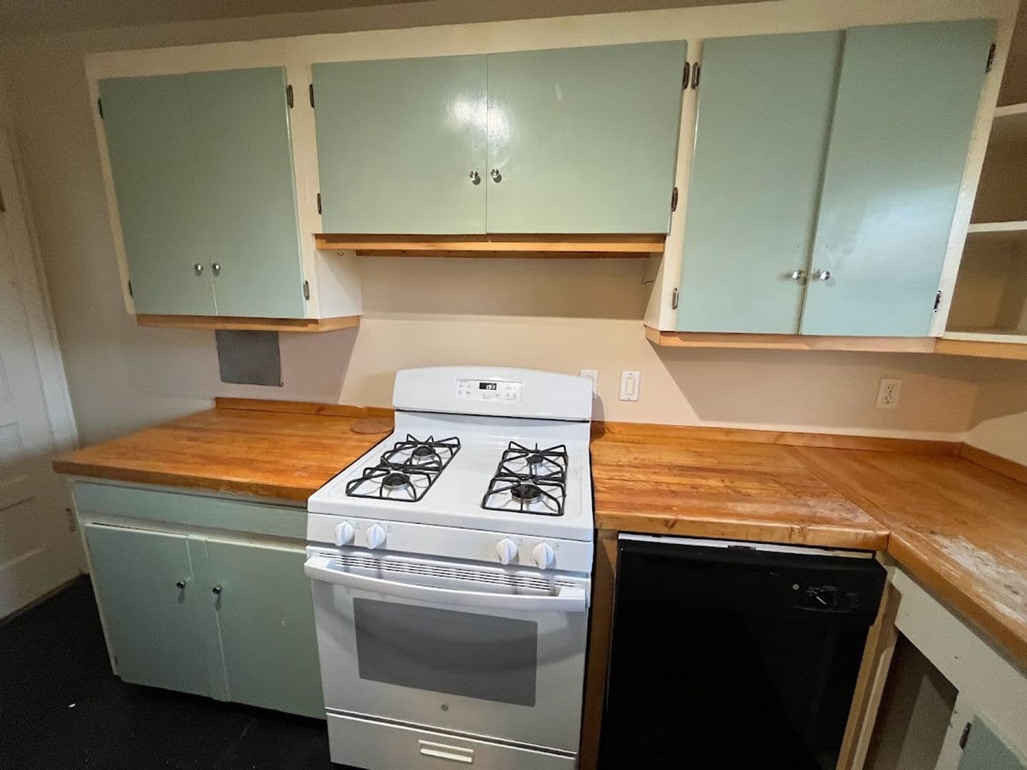 Portland House: 3537 SE 70th Ave