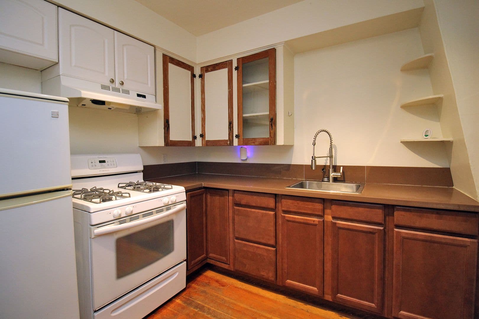 Portland Apartment: 1236 NE Tillamook St