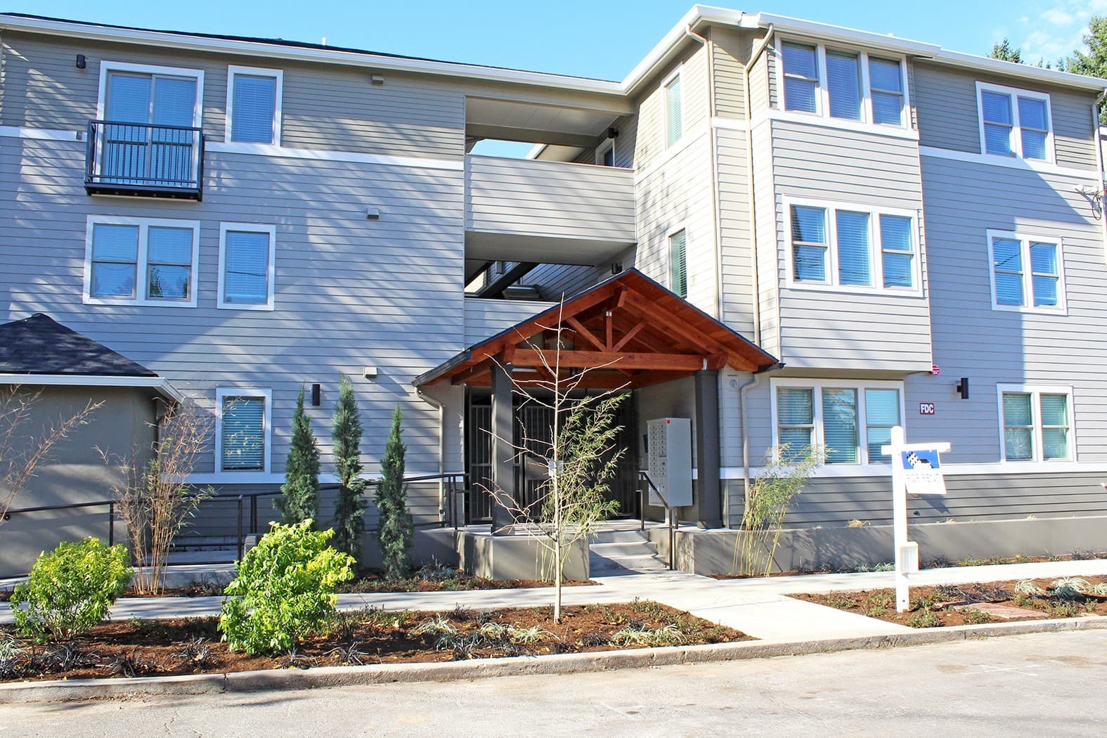 Portland Apartment: 6155 N Minnesota Ave - Bamboo Court II