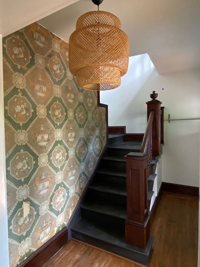 Portland House: 7126 N Lombard St