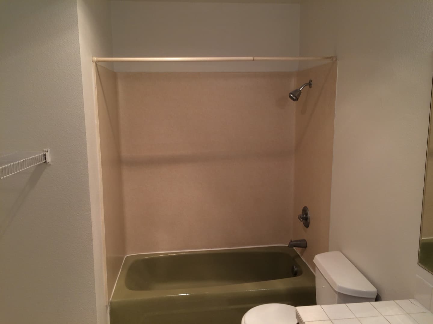 Portland Apartment: 5821-5827 NE Davis St
