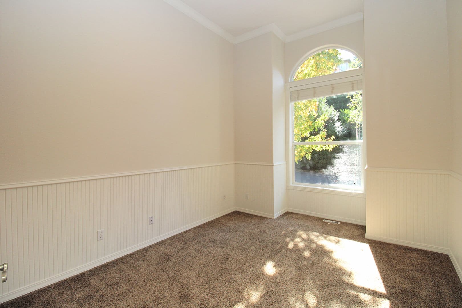 Portland House: 9583 NW Randall Ln