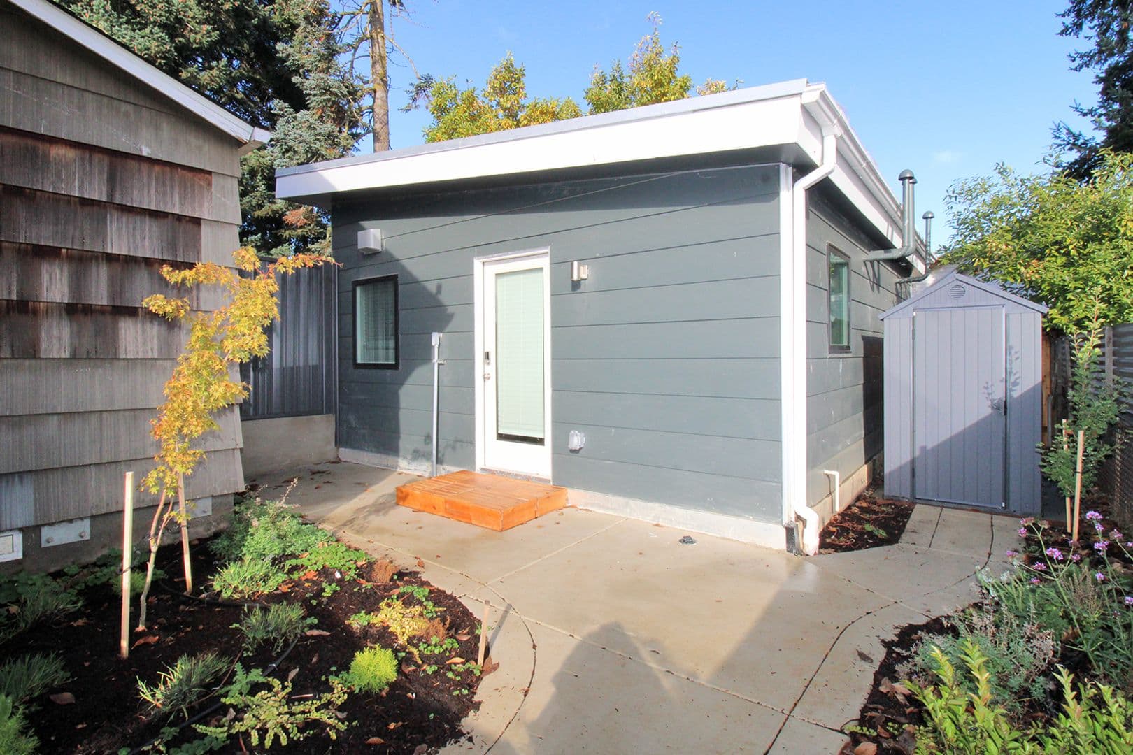 Portland Apartment: 2531 N Farragut St