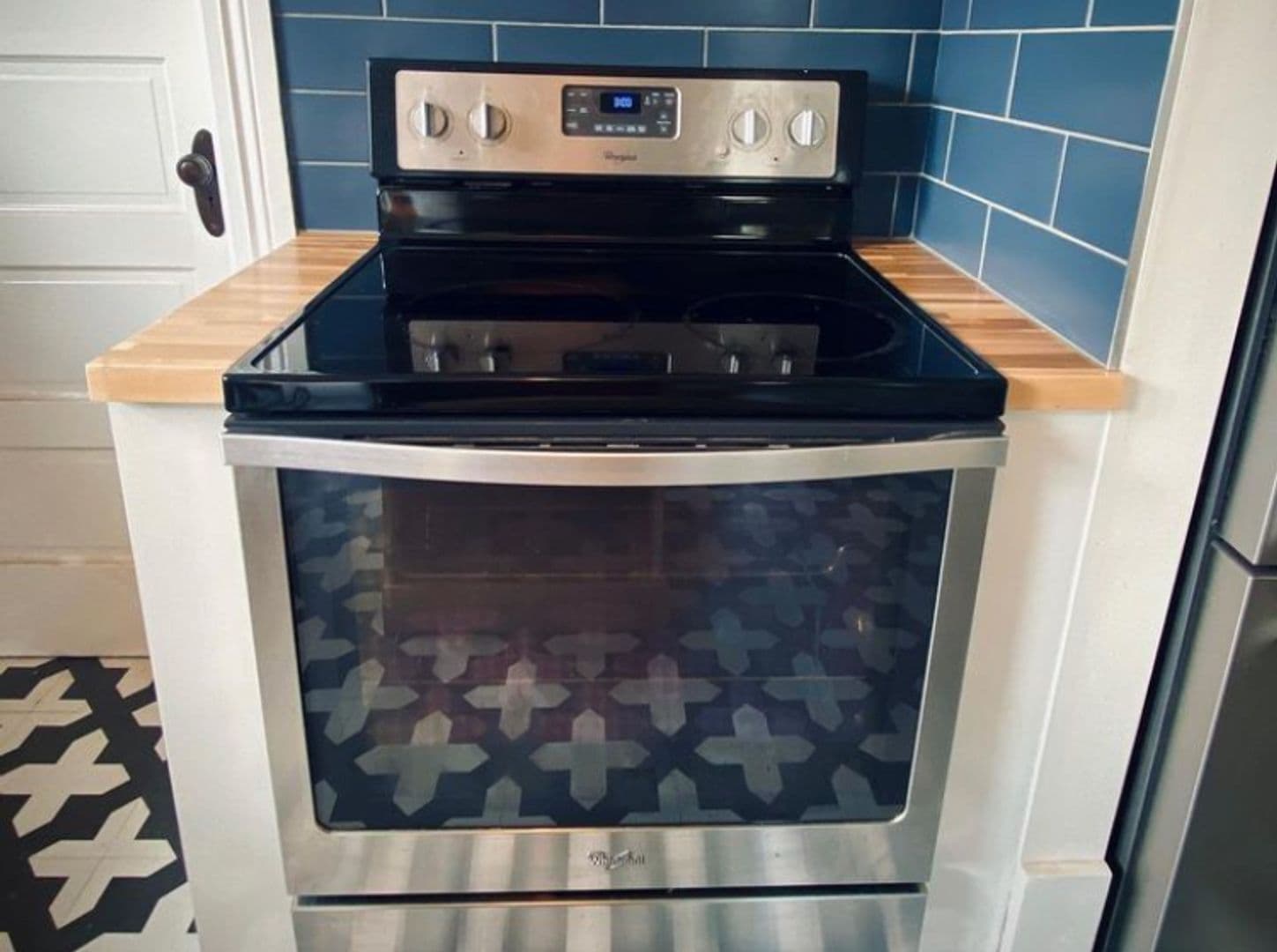 Portland House: 7126 N Lombard St