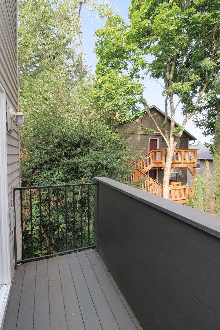 Portland Apartment: 1348 - 1438 NE 160th Ave
