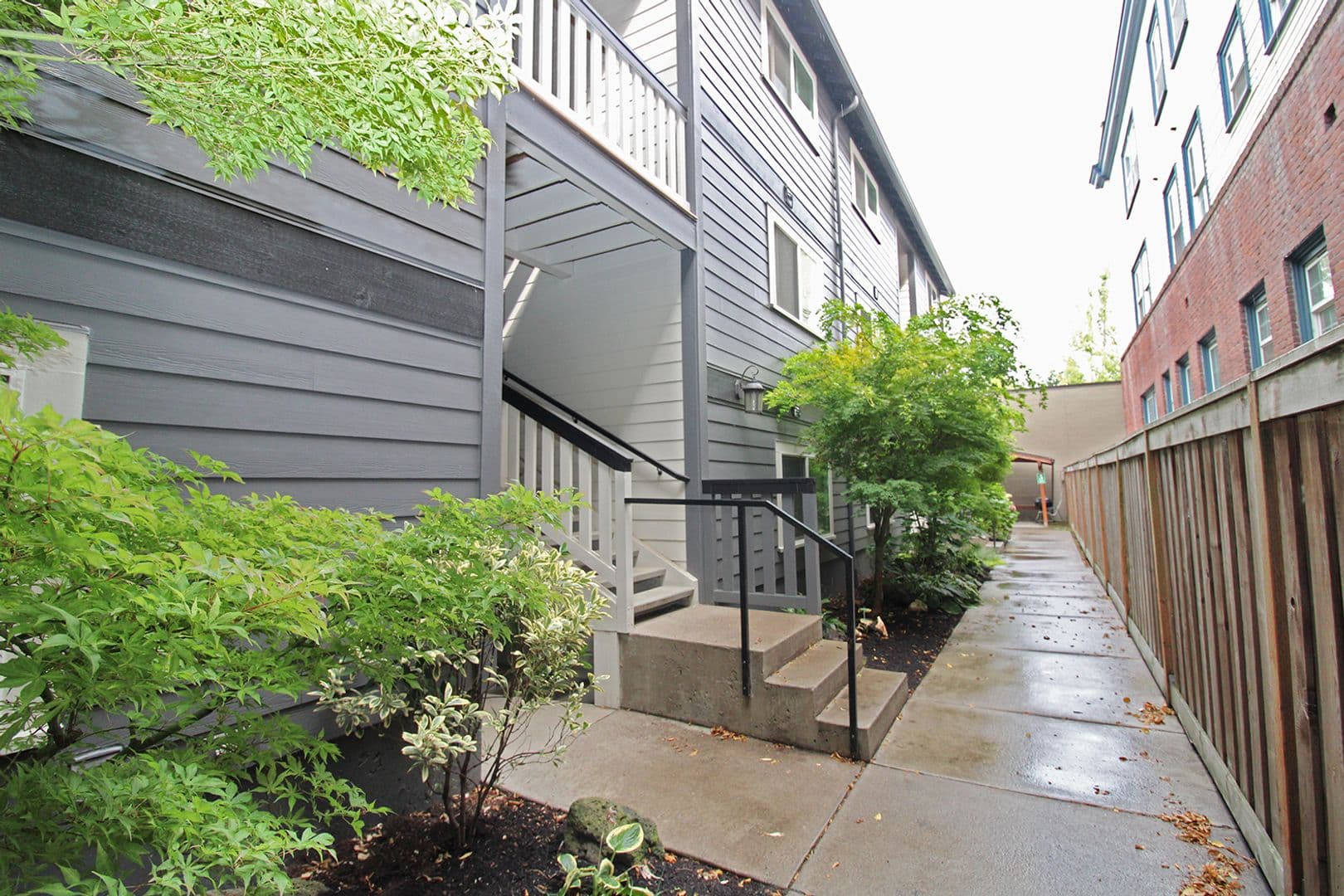 Portland Apartment: 2424 N Vancouver Ave