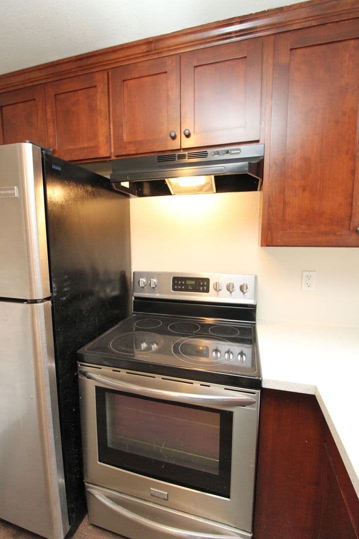 Portland Apartment: 5123-5125 NE Killingsworth St