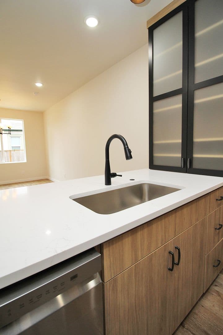 Portland Apartment: 5258-5264 NE 15th Ave