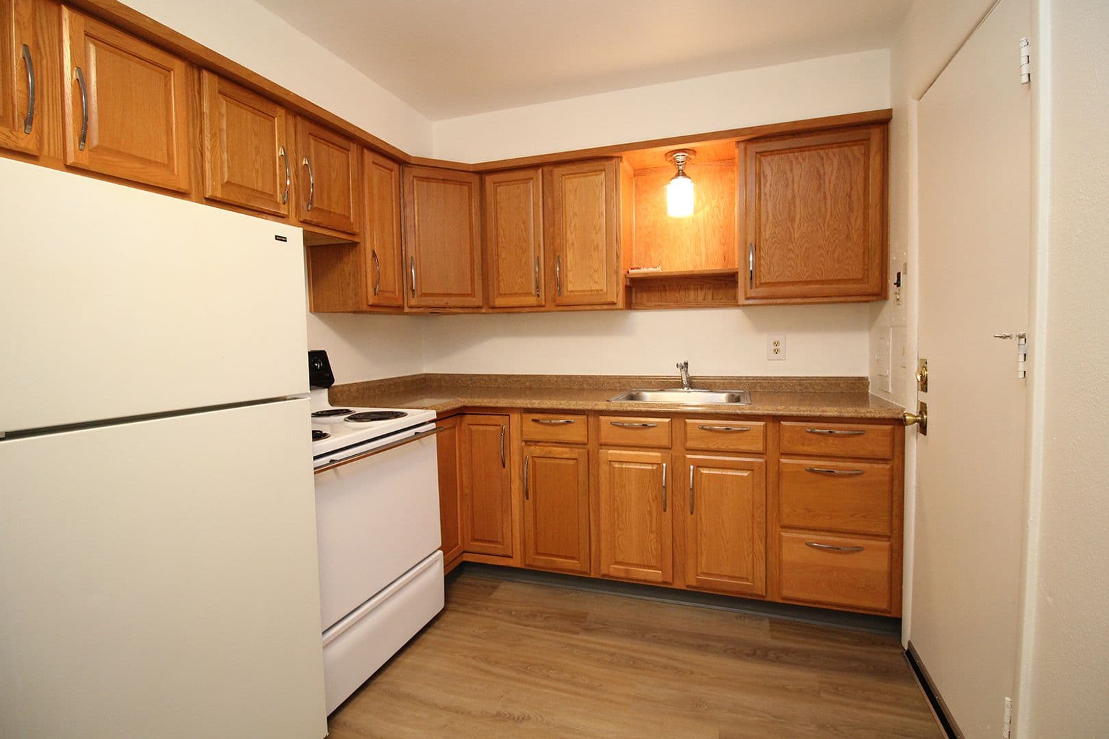 Portland Apartment: 1902-1910 N Kilpatrick St - Kenton