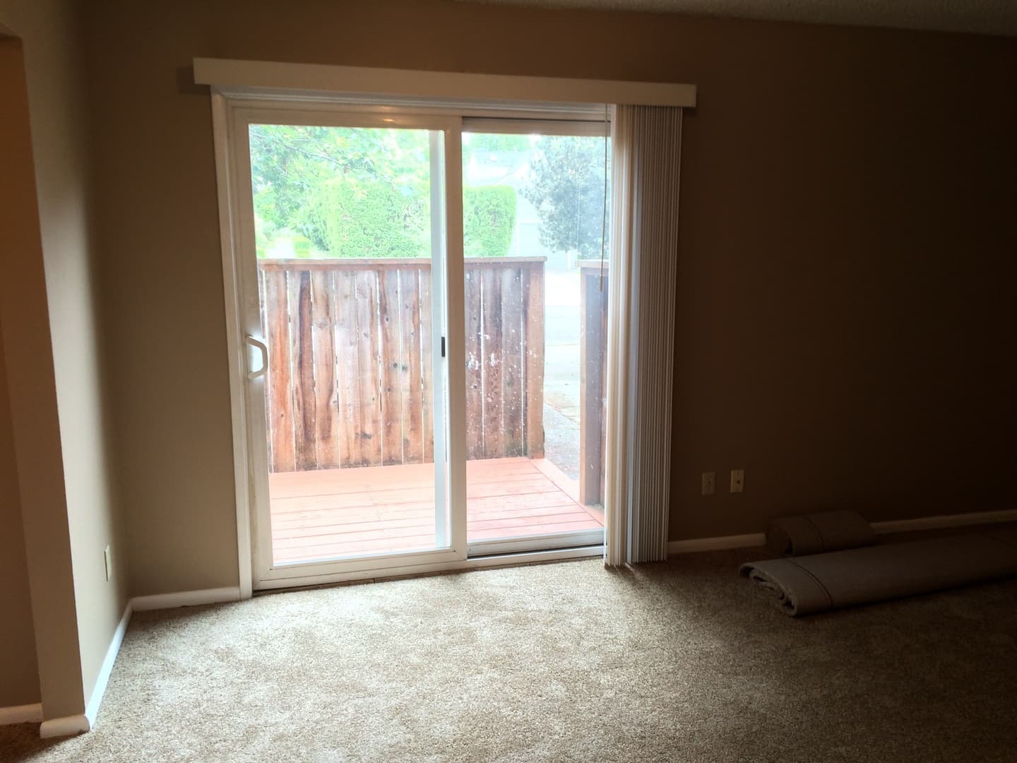 Portland Apartment: 5821-5827 NE Davis St