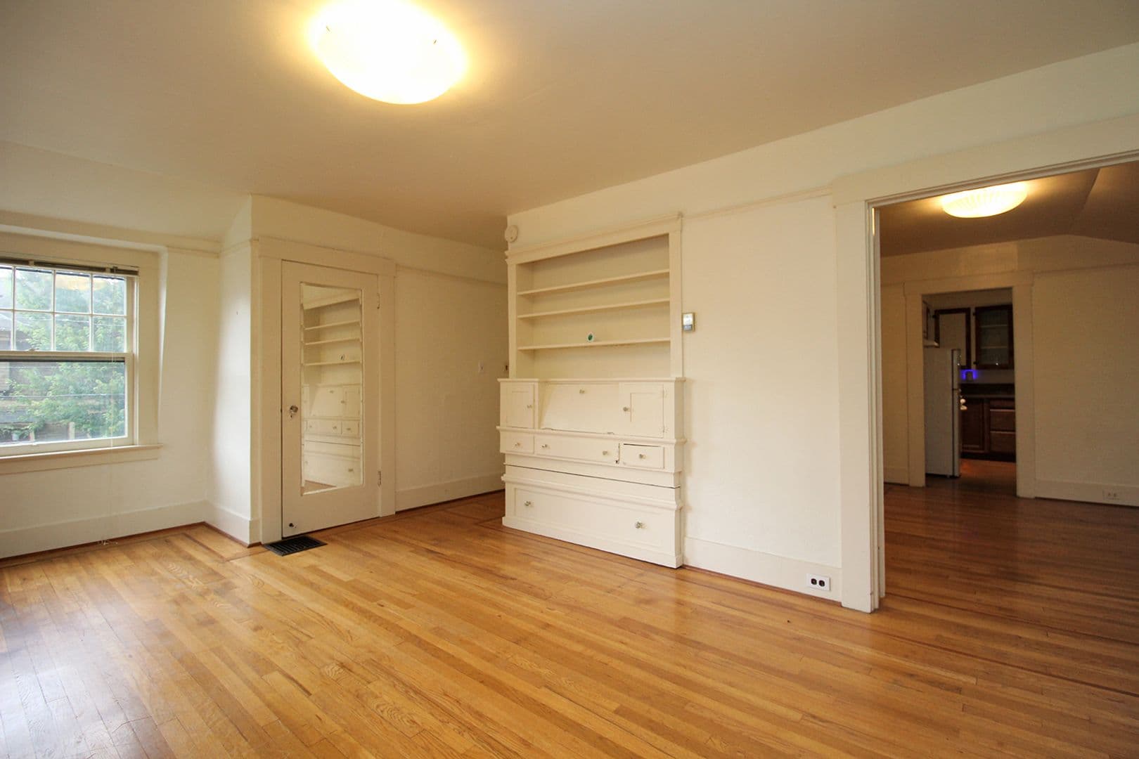 Portland Apartment: 1236 NE Tillamook St