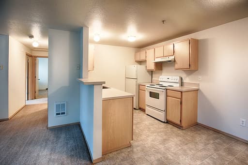 Portland Apartment: 11710-11712 SE Powell Blvd
