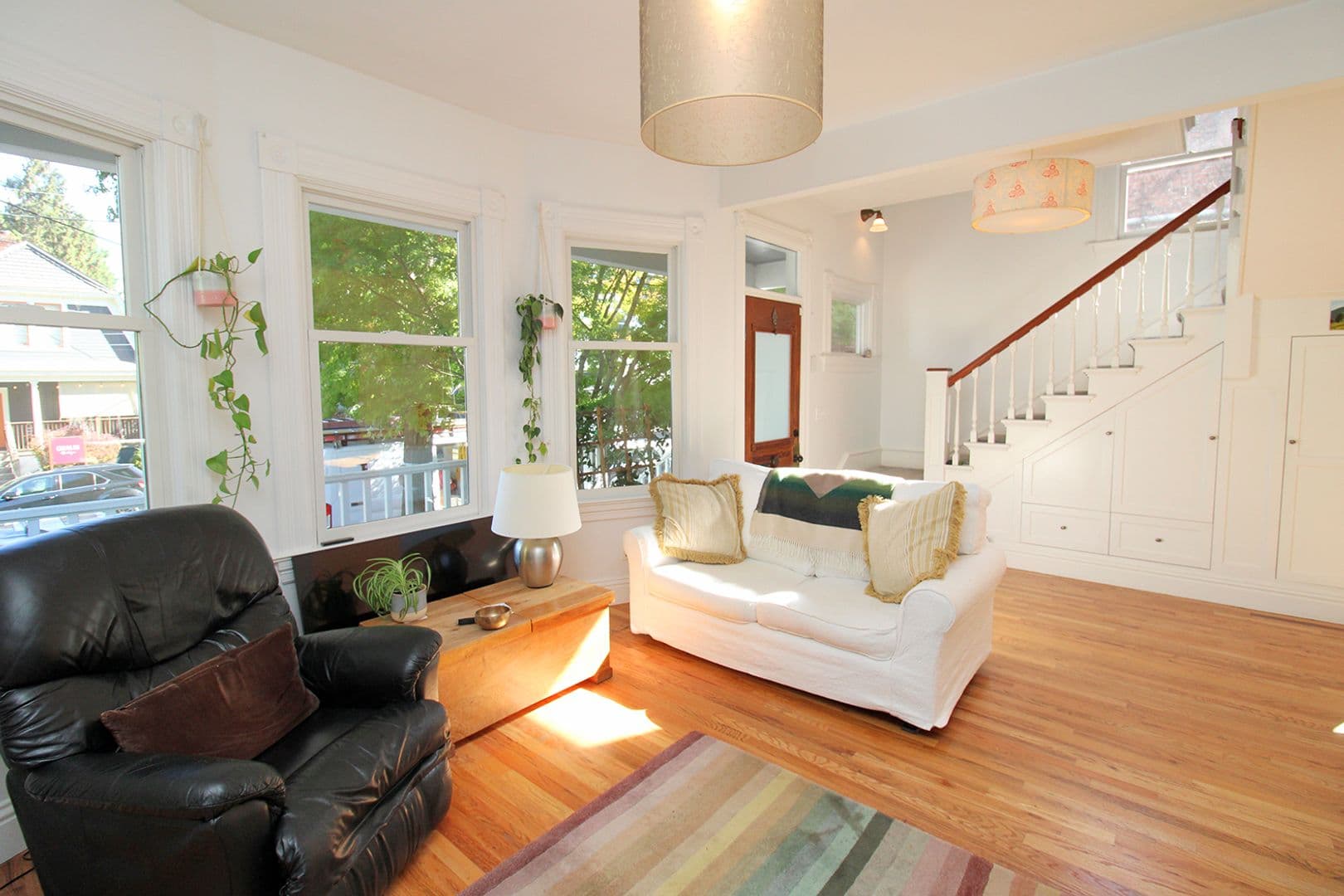 Portland Apartment: 1825 NW 24th Ave #A-B