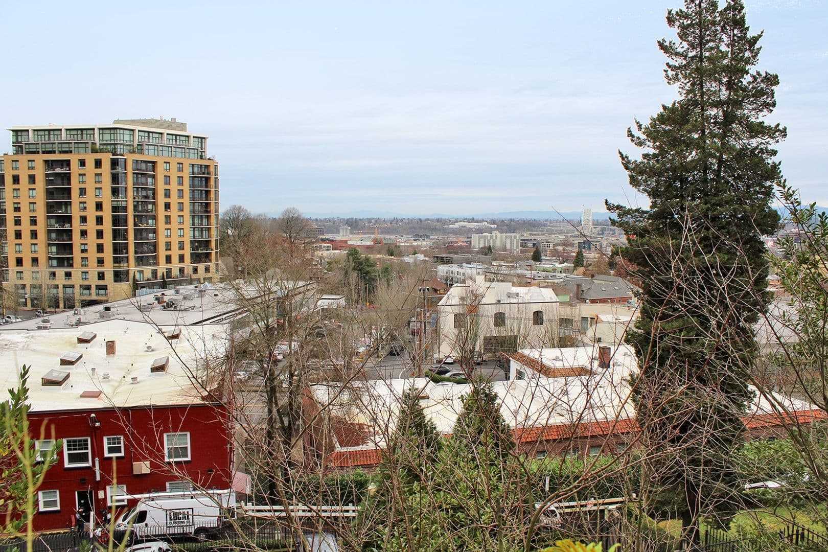 Portland Apartment: 2356-2366 SW Cactus Dr