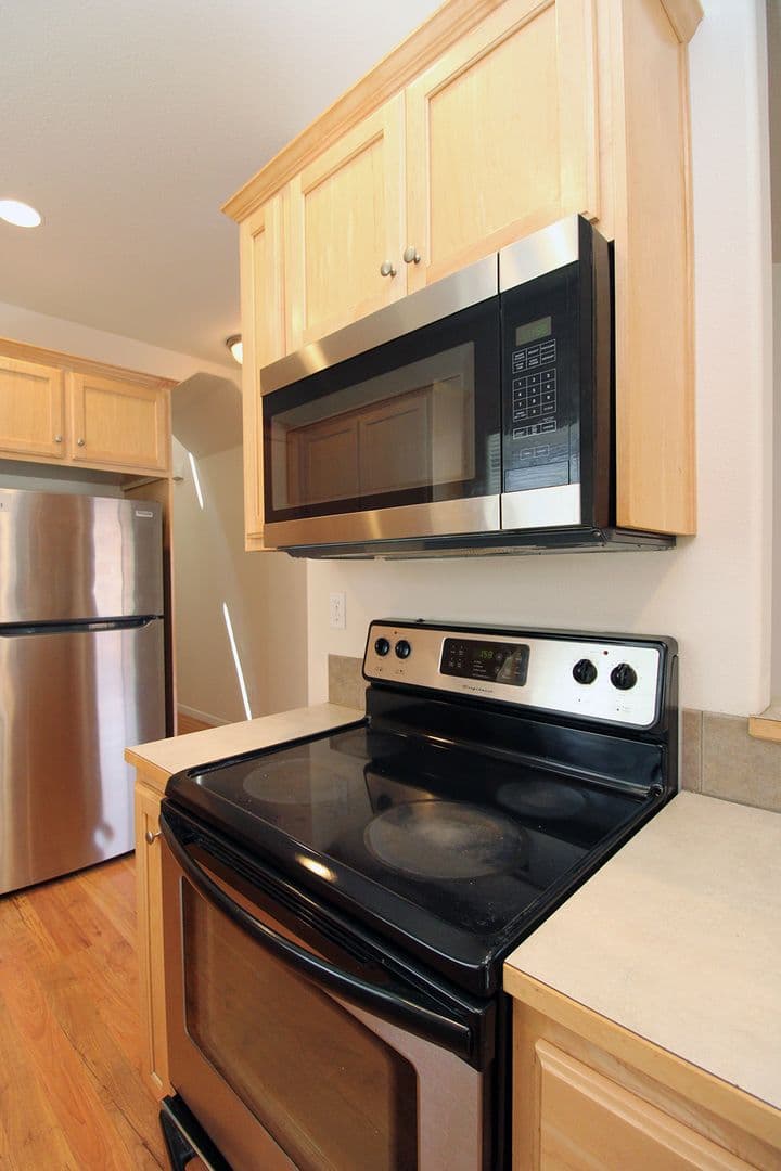 Beaverton House: 7088 SW Millennium Ter