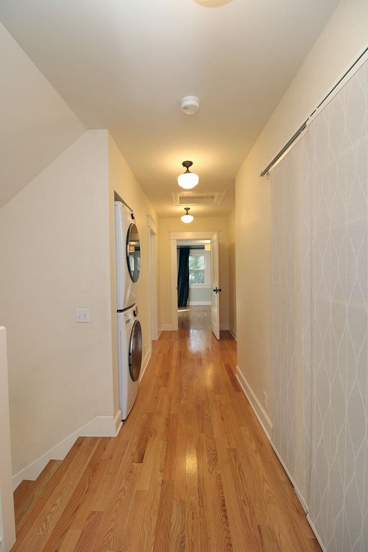 Portland House: 4106 NE 10th Ave
