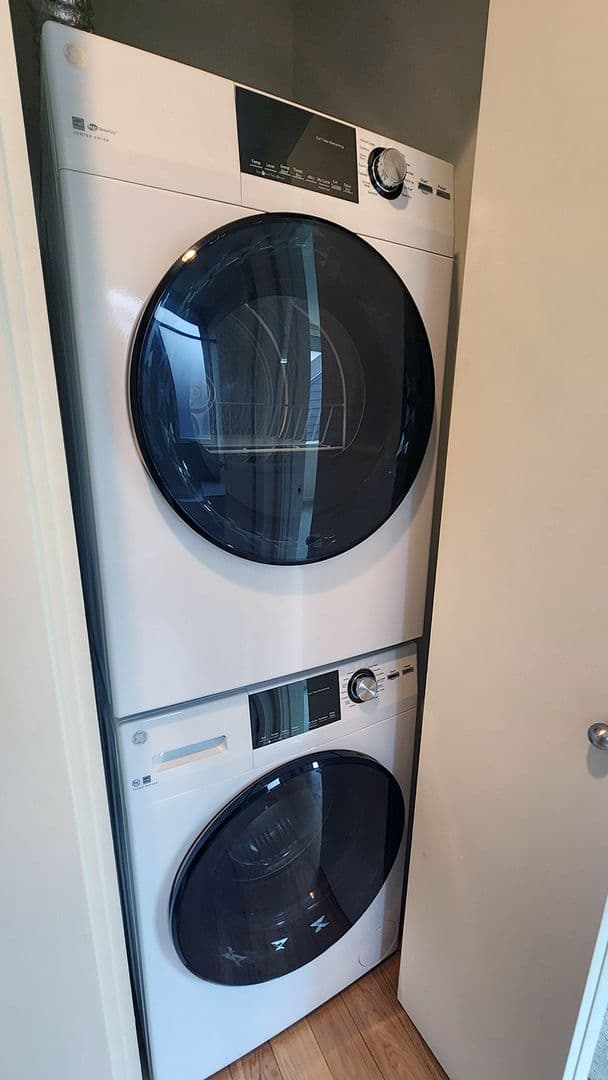 Lake Oswego Apartment: 31 - 47 D Avenue