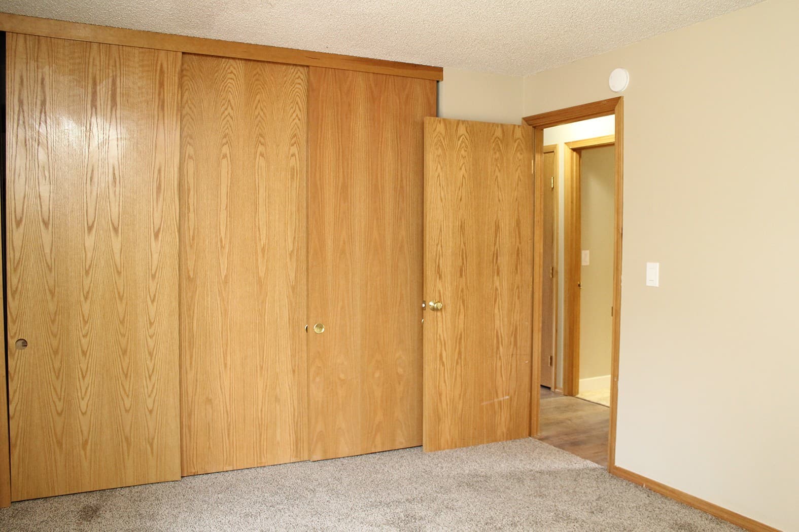 Oregon City Apartment: 508-510 Hartke Lp
