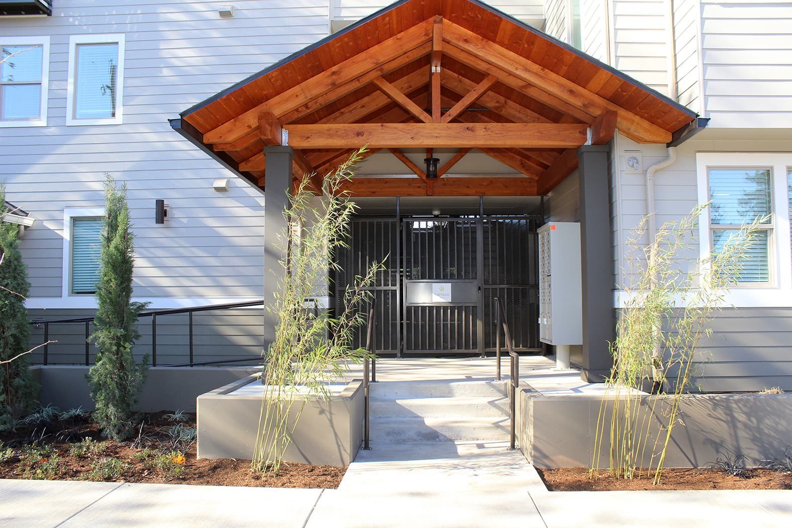 Portland Apartment: 6155 N Minnesota Ave - Bamboo Court II