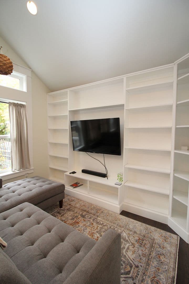 Portland Townhome: 816 NE Imperial Ave