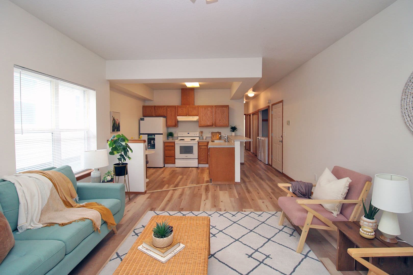 Portland Apartment: 2315 N Lombard St