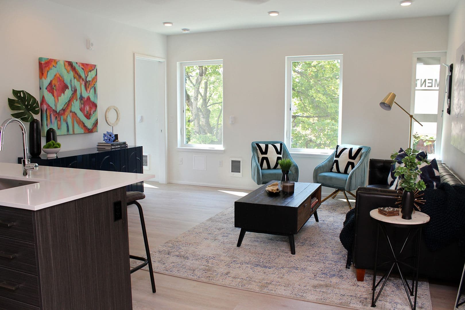 Portland Apartment: 1611 N Rosa Parks Way #101 - 306