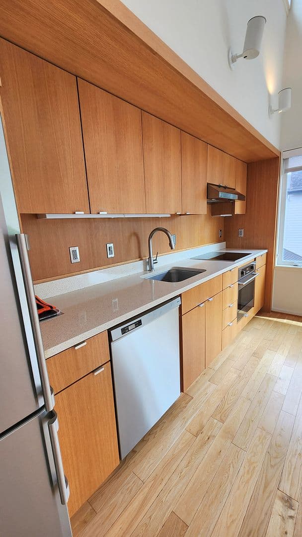 Lake Oswego Apartment: 31 - 47 D Avenue