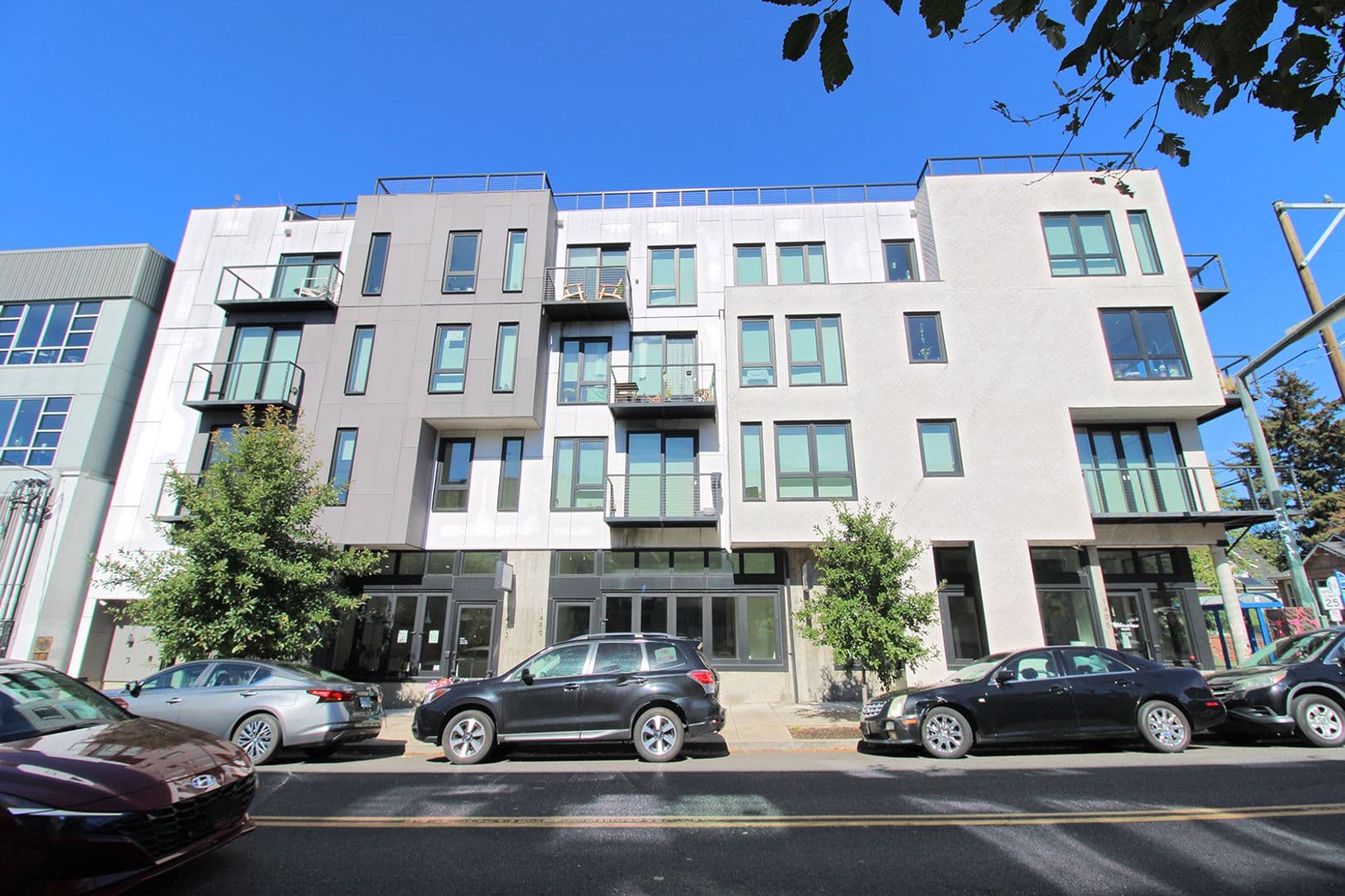 Portland Apartment: 1477 NE Alberta St