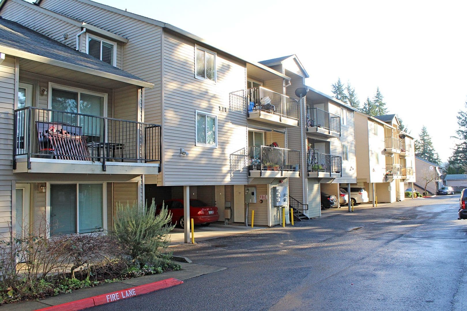 Portland Apartment: 11710-11712 SE Powell Blvd