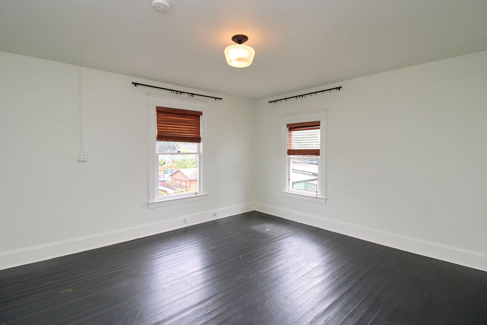 Portland House: 7126 N Lombard St