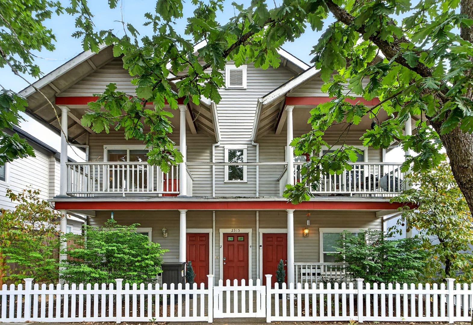 Portland Apartment: 2315 N Lombard St
