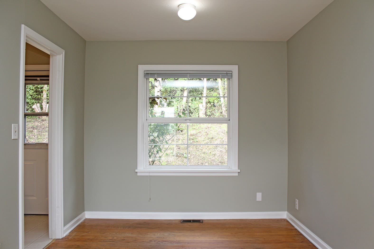 Portland Apartment: 5131-5147 SE 17th Avenue