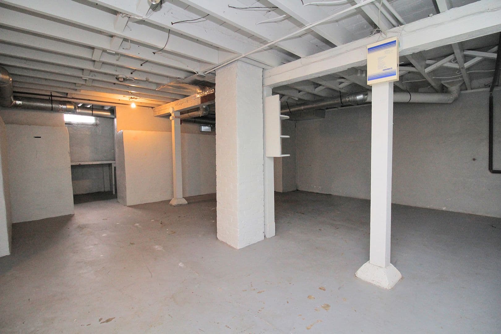 Portland House: 1606 N Church St
