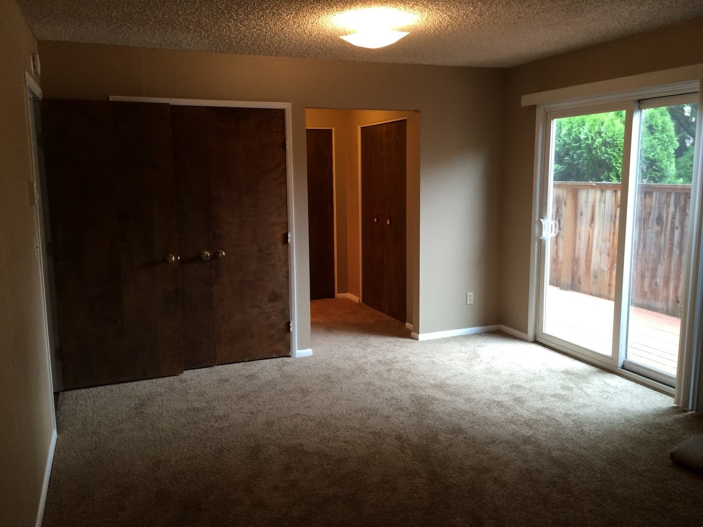 Portland Apartment: 5821-5827 NE Davis St