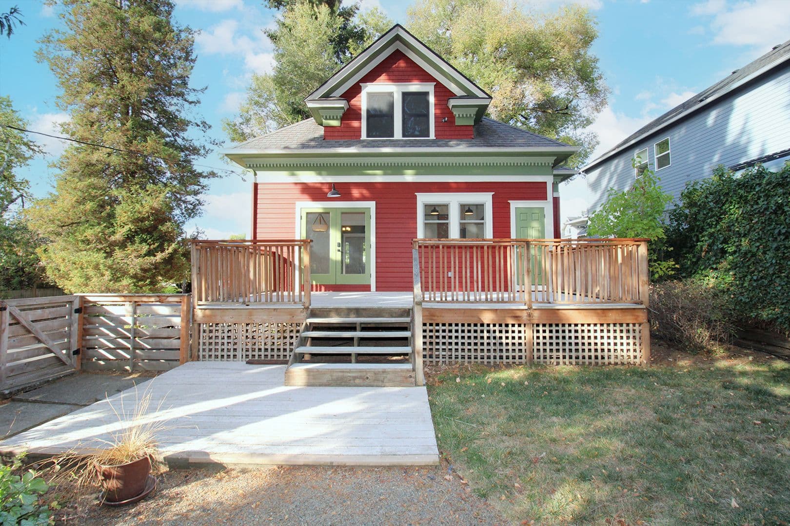 Portland House: 4106 NE 10th Ave